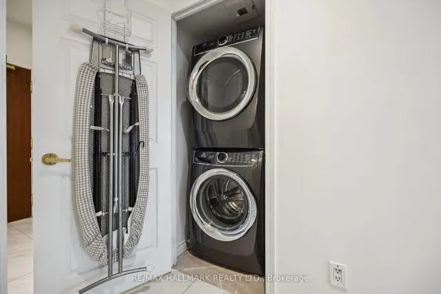 Additional image 27 of 18 Kenaston Gdns Unit 1809