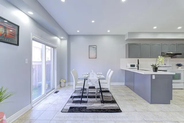 Additional image 14 of 92 Gulfbrook Circ