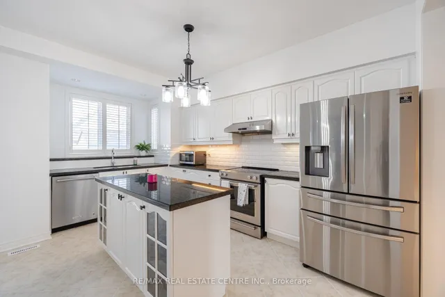 Additional image 11 of 7 Prince Edward Blvd