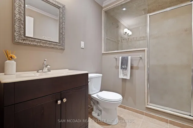 Additional image 45 of 7174 Upton Cres