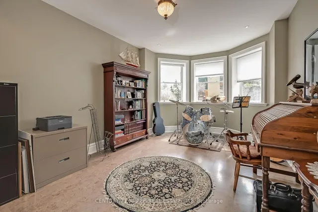 Additional image 33 of 6416 McNiven Rd