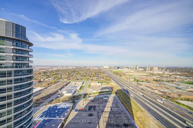 Additional image 28 of 125 Village Green Sq Unit 3701