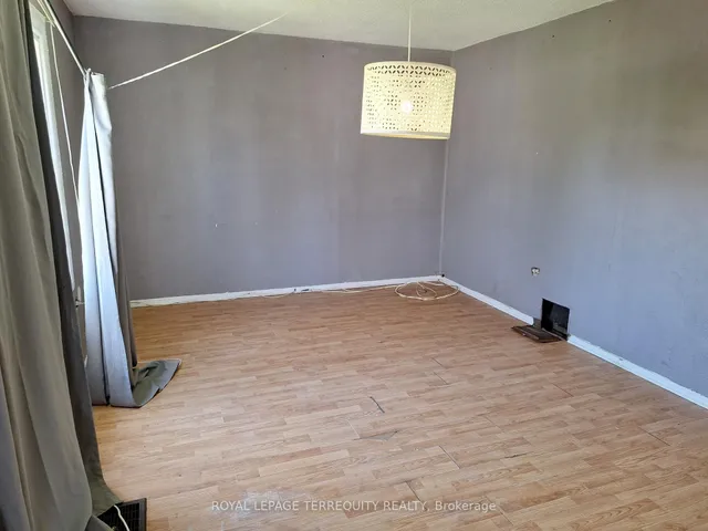 Additional image 10 of 676 Trethewey Dr