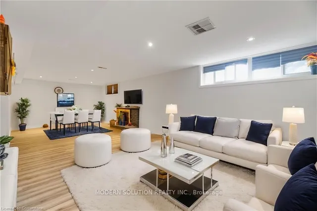 Additional image 29 of 3 Hartsdale Dr