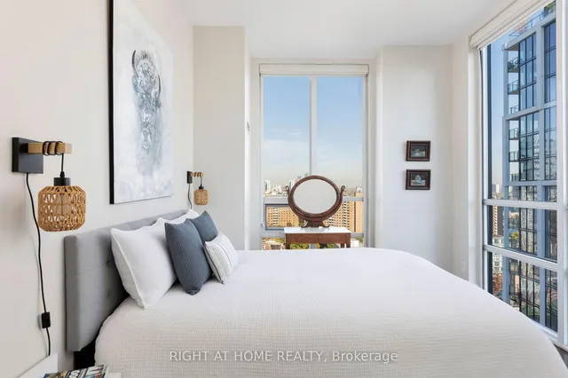 Additional image 20 of 460 Adelaide St Unit PH 216