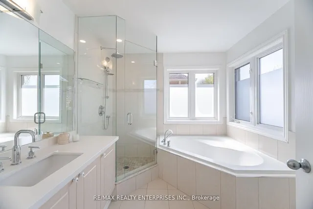 Additional image 12 of 2413 HILDA Dr