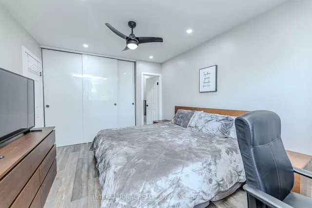 Additional image 24 of 1291 Consort Cres