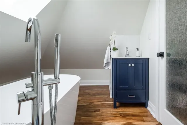 Additional image 28 of 396 Charlton Ave