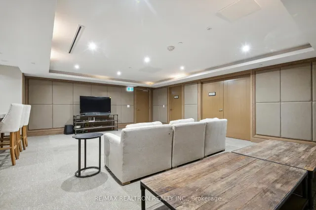 Additional image 39 of 3091 Dufferin St Unit 731