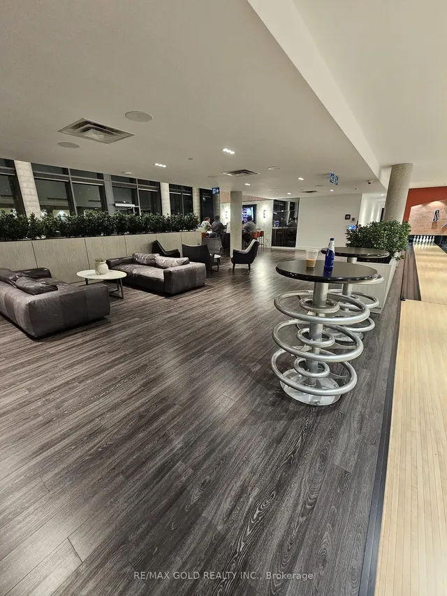 Additional image 34 of 15 Wellington St Unit 2905