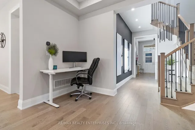 Additional image 20 of 1437 Lakeport Cres