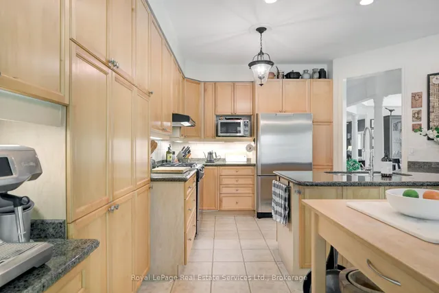 Additional image 18 of 1259 GLENASHTON Dr