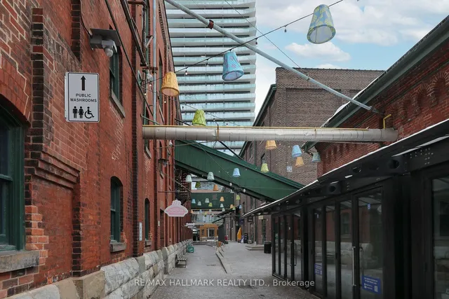 Additional image 29 of 33 Mill St Unit 817