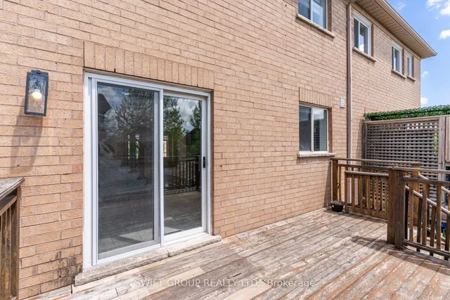 Additional image 46 of 2569 Gill Cres