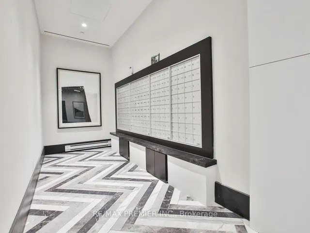 Additional image 4 of 1808 St Clair Ave Unit 607