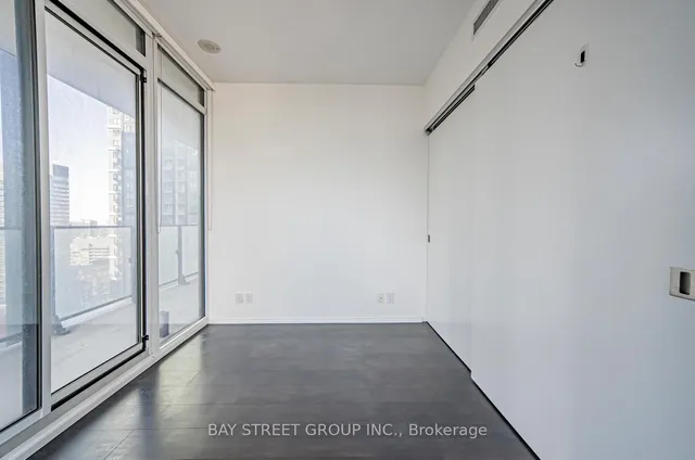 Additional image 28 of 125 Peter St Unit 2509