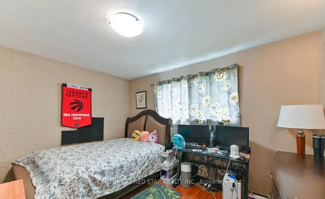 Additional image 28 of 35 Faulkner Cres