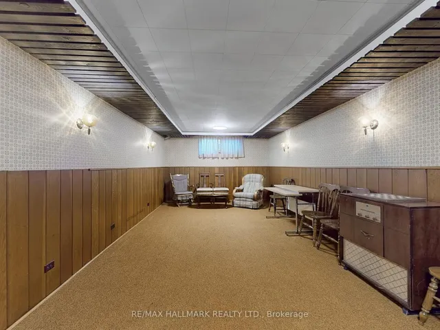 Additional image 33 of 41 Redcastle Cres