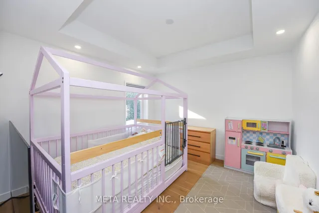 Additional image 17 of 28 Connorvale Ave