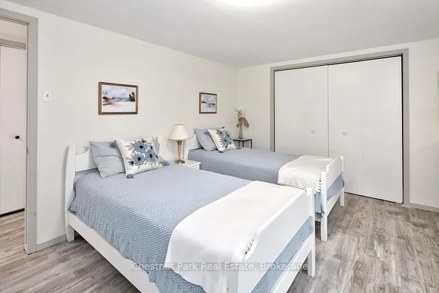 Additional image 27 of 64 Thompson Ave