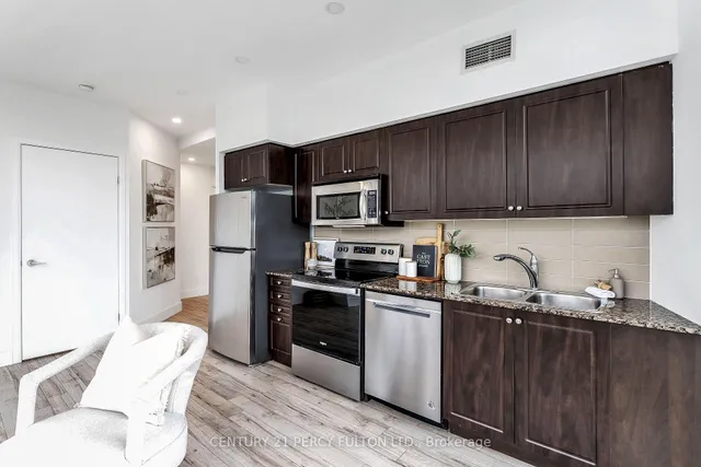 Additional image 15 of 209 Fort York Blvd Unit 1663