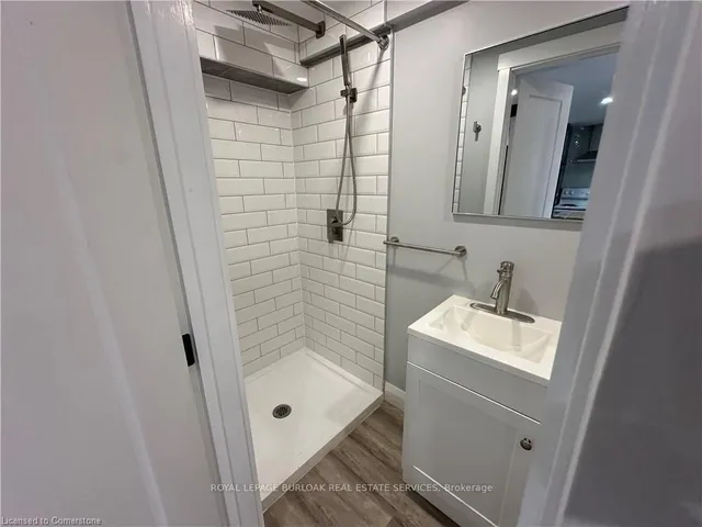 Additional image 29 of 8 Banff Dr