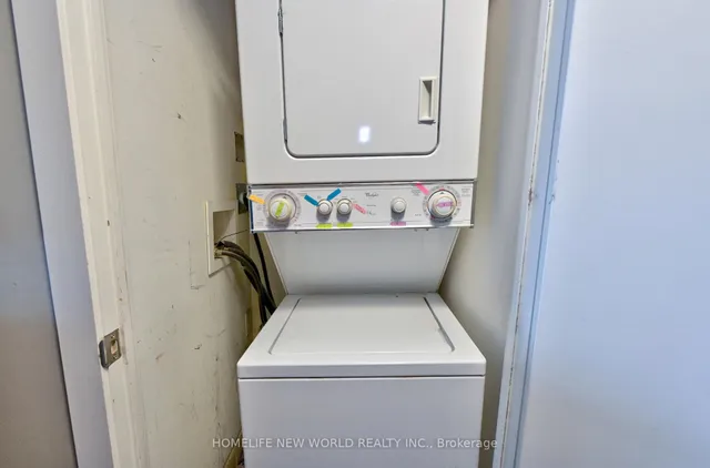 Additional image 18 of 38 Joe Shuster Way Unit 421