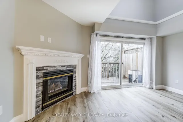 Additional image 30 of 2055 Walker's Line Unit 240