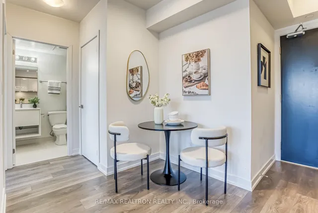 Additional image 15 of 159 Wellesley St Unit 2210