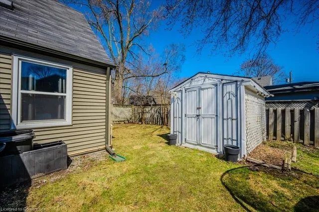 Additional image 39 of 91 Glen Rd