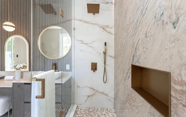 Additional image 20 of 55 Adanac Dr