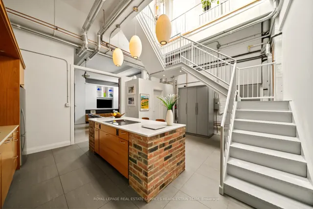 Additional image 4 of 264 Seaton St Unit 205