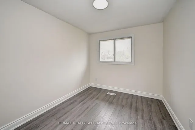 Additional image 22 of 11 Dinison Cres