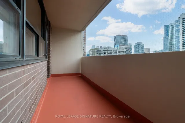 Additional image 30 of 40 Homewood Ave Unit 1011