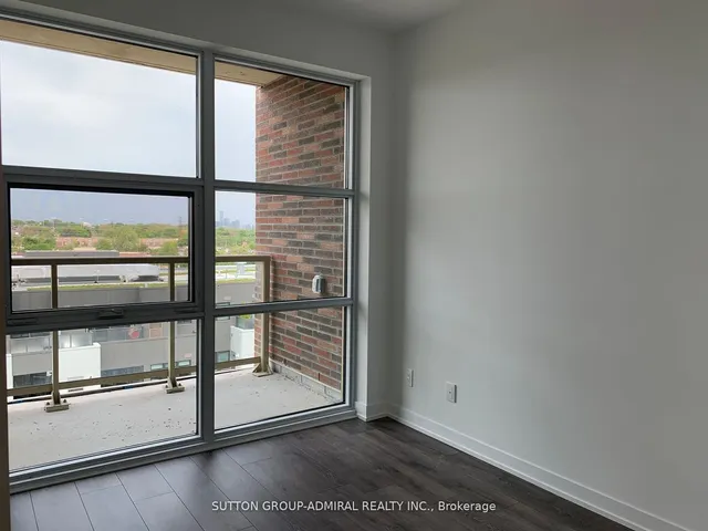 Additional image 9 of 1787 St. Clair Ave Unit 817