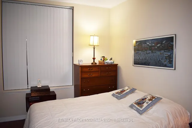 Additional image 16 of 205 Sherway Gardens Rd Unit 105
