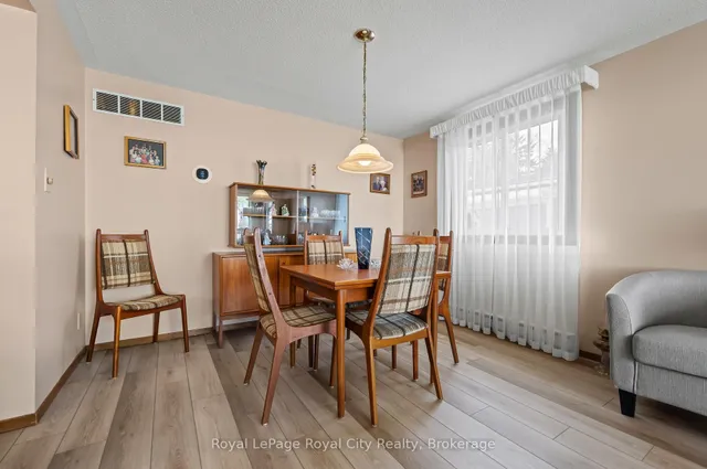 Additional image 8 of 385 Heritage Dr