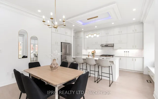 Additional image 14 of 1364 Aymond Cres