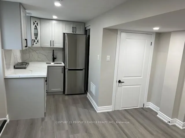 Additional image 33 of 58 Brookdale Cres