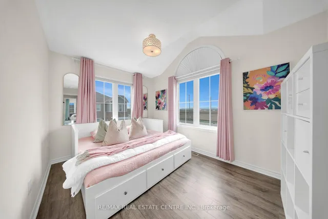 Additional image 26 of 100 Whitlock Ave