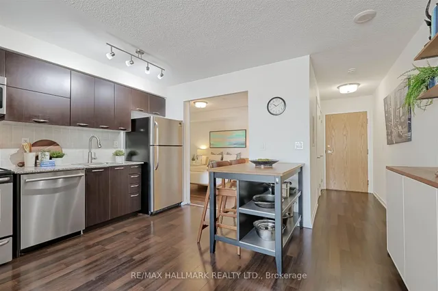 Additional image 14 of 38 Joe Shuster Way Unit 721