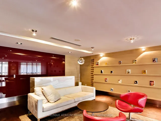 Additional image 42 of 23 Carlton St Unit 310