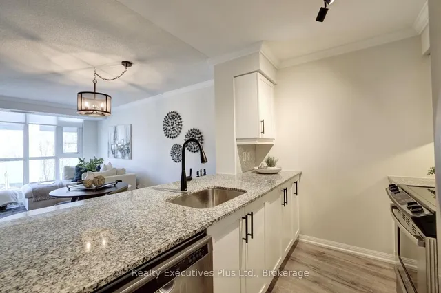 Additional image 16 of 35 Bastion St Unit 619