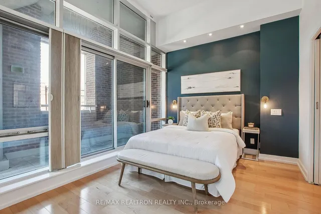 Additional image 23 of 233 Carlaw Ave Unit 205