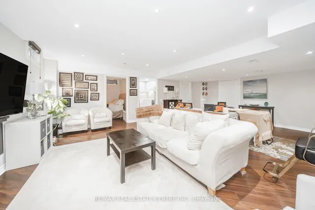 Additional image 46 of 41 Avalanche Cres