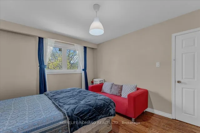 Additional image 22 of 43 Hoover Cres