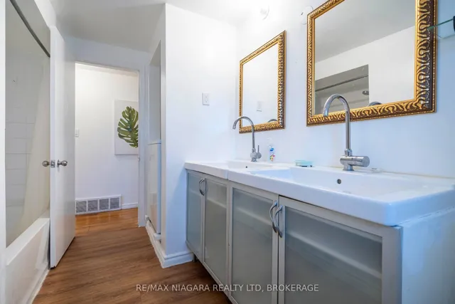 Additional image 15 of 225 West 2nd St