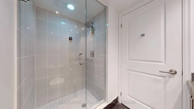Additional image 13 of 400 Adelaide St Unit 717