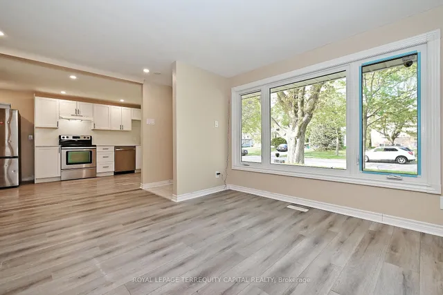 Additional image 12 of 73 Hickory Heights Cres