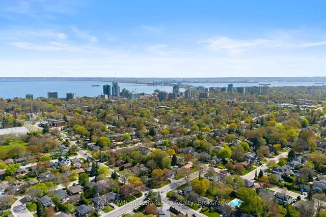 Additional image 44 of 2343 Redfern Rd